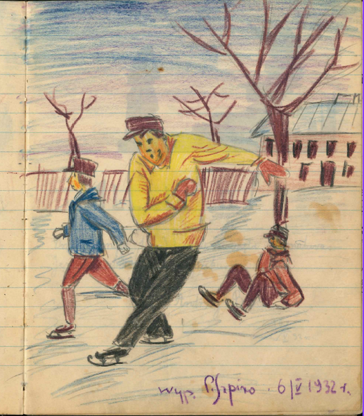 Ilustracja przedstawia zimową scenę na zewnątrz, prawdopodobnie w parku lub na podwórku. Tło wykonano pastelowymi kredkami na kartce w poziome linie, co sugeruje, że rysunek znajduje się w zeszycie. W lewym dolnym rogu widnieje odręczny podpis w języku polskim: „Wyp. Szopino 6.VII.1932 r.”, co oznacza, że rysunek został wykonany 6 lipca 1932 roku i prawdopodobnie dokumentuje wspomnienie lub wydarzenie o nazwie „Szopino”. Postacie: Na ilustracji widoczne są cztery postacie – dzieci, które bawią się zimą. Wszystkie ubrane są w zimowe ubrania: kurtki, czapki z daszkiem i spodnie. Scena dynamiczna – oddaje ruch, jakby dzieci były w trakcie zabawy lub biegu. Postać centralna (największa, na środku): Ubrana w żółtą kurtkę i czarne spodnie. Na głowie ma ciemnoczerwoną czapkę z daszkiem. W rękach trzyma śnieżkę, przygotowując się do rzutu. Twarz ma wyraźnie zarysowaną – widoczne są oczy, nos i otwarte usta, jakby krzyczała lub była podekscytowana. Postać po lewej stronie: Ubrana w niebieską kurtkę i bordowe spodnie. Twarz skierowana w lewo, profilowa – nie widać wyraźnie twarzy. Biegnie lub odchodzi od głównej postaci, co sugeruje, że może uciekać przed śnieżką. Postać po prawej stronie, siedząca na ziemi: Ubrana w bordową kurtkę i ciemne spodnie. Czapka podobna do innych – z daszkiem. Siedzi tyłem do drzewa, z nogami wyciągniętymi przed siebie, jakby właśnie upadła – może została trafiona śnieżką. Postać w tle, z lewej strony, między drzewami: Słabiej widoczna, również w zimowym ubraniu. Wydaje się stać nieruchomo, być może obserwuje resztę dzieci. Tło i otoczenie: W tle znajdują się bezlistne drzewa – cienkie, fioletowe kontury, wskazujące na zimę. Na prawym krańcu ilustracji stoi budynek – prostokątny, z wyraźnie zaznaczonym dachem i kilkoma oknami. Może to być szkoła lub dom. Cały teren pokryty jest śniegiem – białe tło z niebieskimi i fioletowymi cieniami. Po lewej stronie za postaciami widać ogrodzenie, narysowane cienkimi pionowymi kreskami. Kolorystyka i technika: Kolory są żywe, ale lekko zgaszone – wykonane kredkami. Dominują odcienie niebieskiego, fioletowego, czerwonego i żółtego. Rysunek przedstawia ruch, emocje i zimową atmosferę zabawy dziecięcej. Linia papieru zeszytowego jest widoczna, co dodaje uroku i autentyczności (typowe dla rysunków dziecięcych lub wspomnień z młodości).